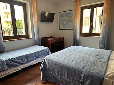 Small Triple Room