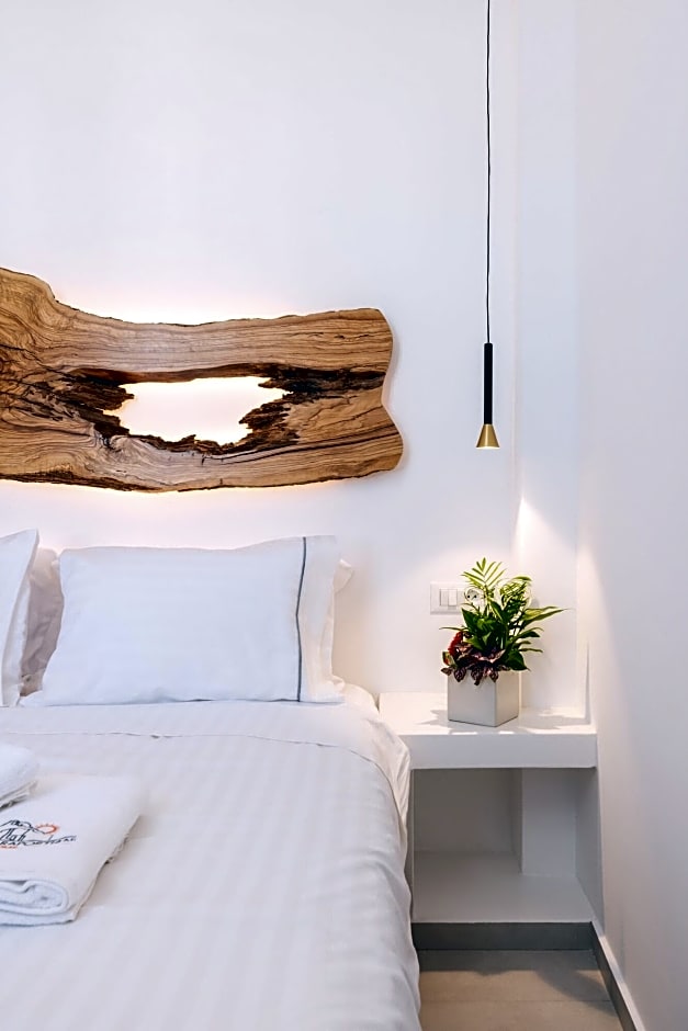 Sunset Paraportiani Rooms