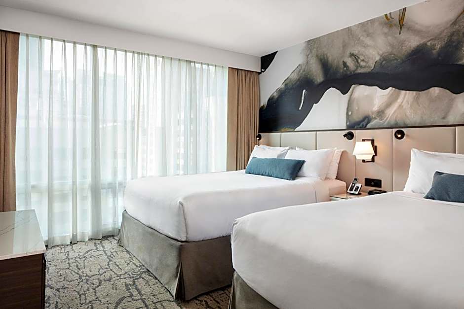 Delta Hotels by Marriott Vancouver Downtown Suites