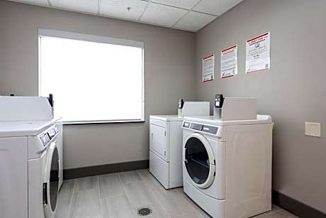 Holiday Inn Express & Suites Tulsa South Bixby By IHG