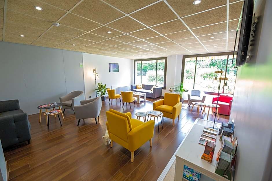 Kyriad Blois Hotel