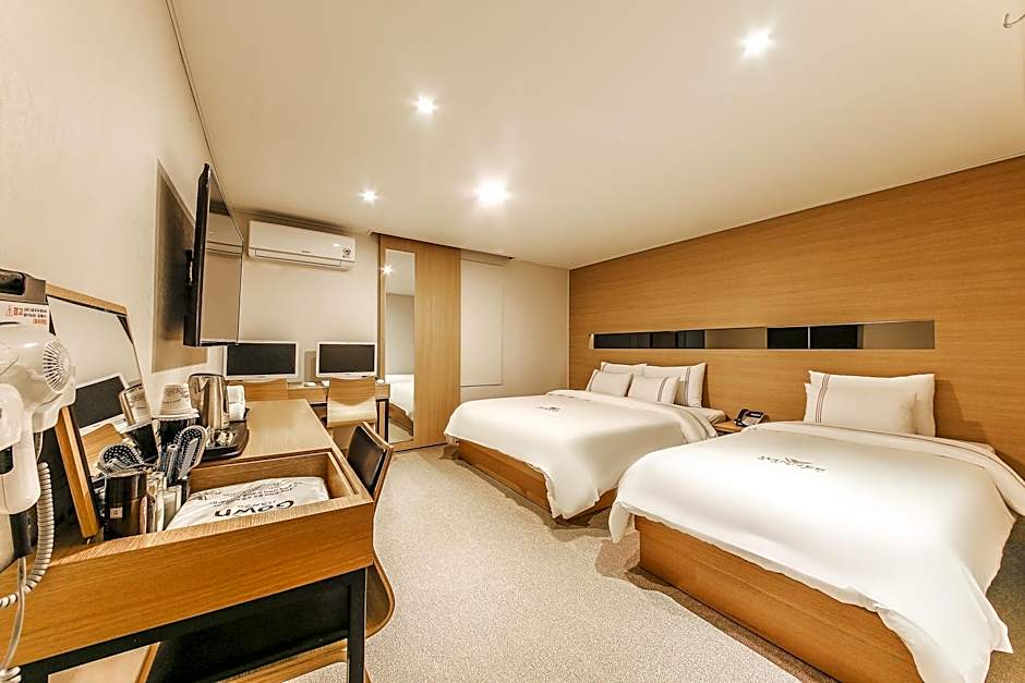 Winner Hotel