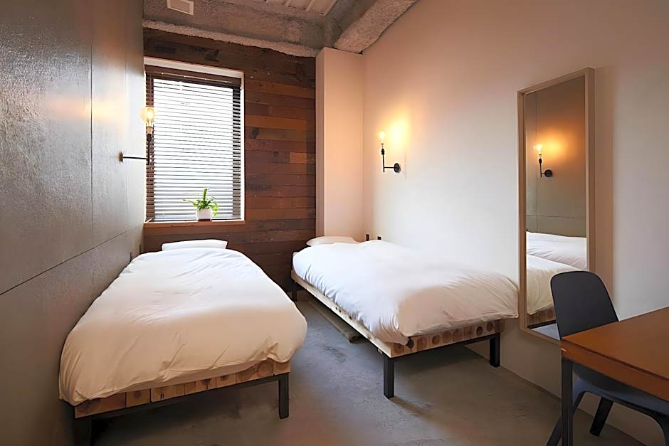 mizuka Imaizumi 1 - unmanned hotel -