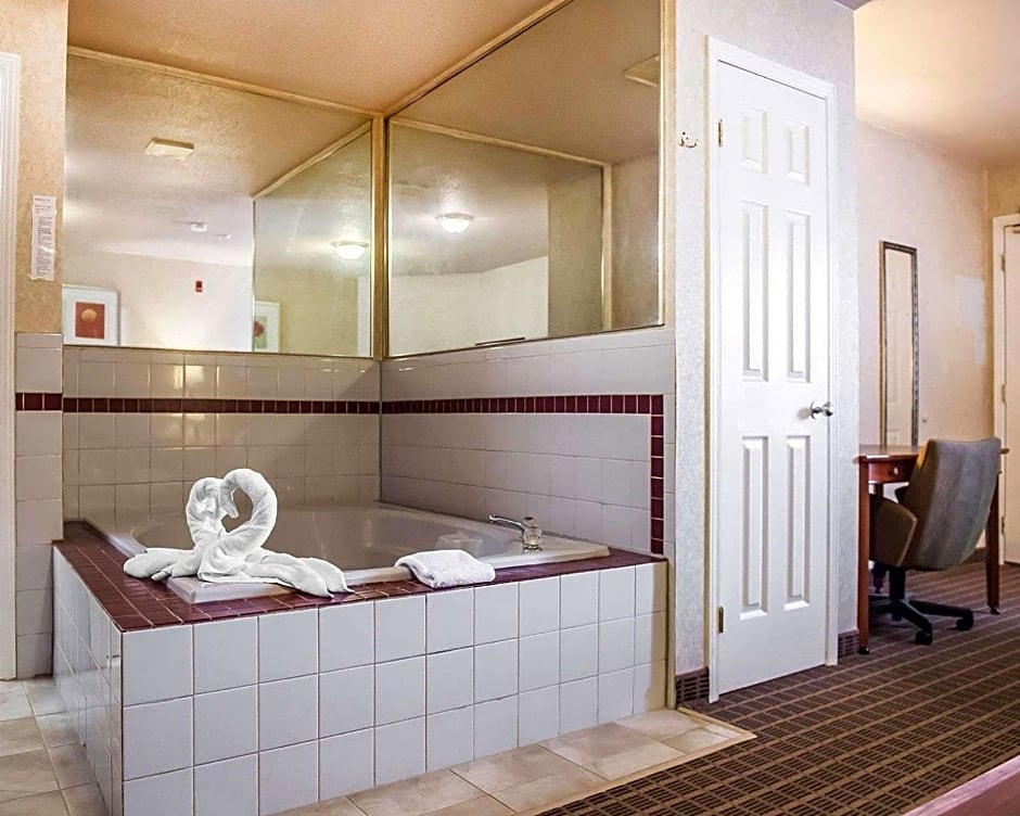 Quality Inn And Suites 1000 Islands