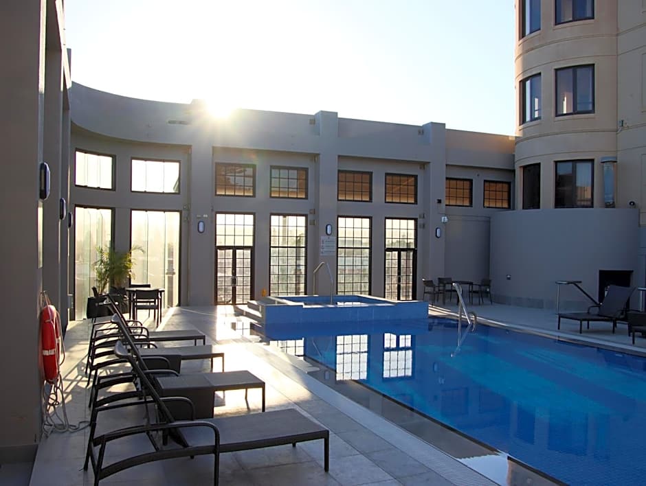 Stamford Grand Adelaide