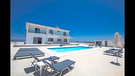 Villa Sienna, Fabulous 6bdr Protaras Villa