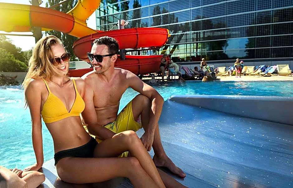 Hotel AquaCity Riverside