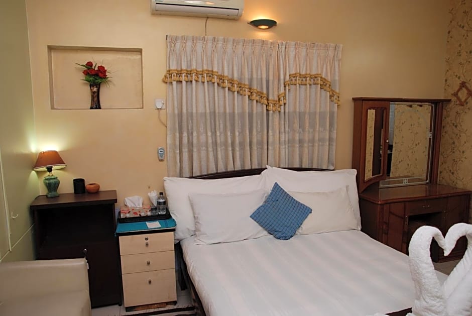 Babylon Hotel & Serviced Apartment