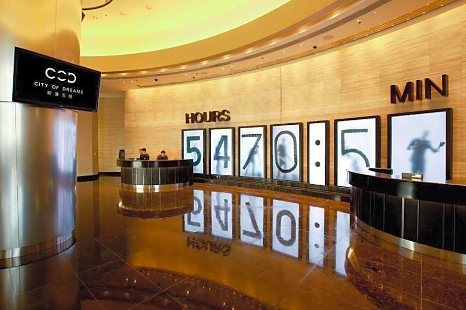 City of Dreams - The Countdown Hotel