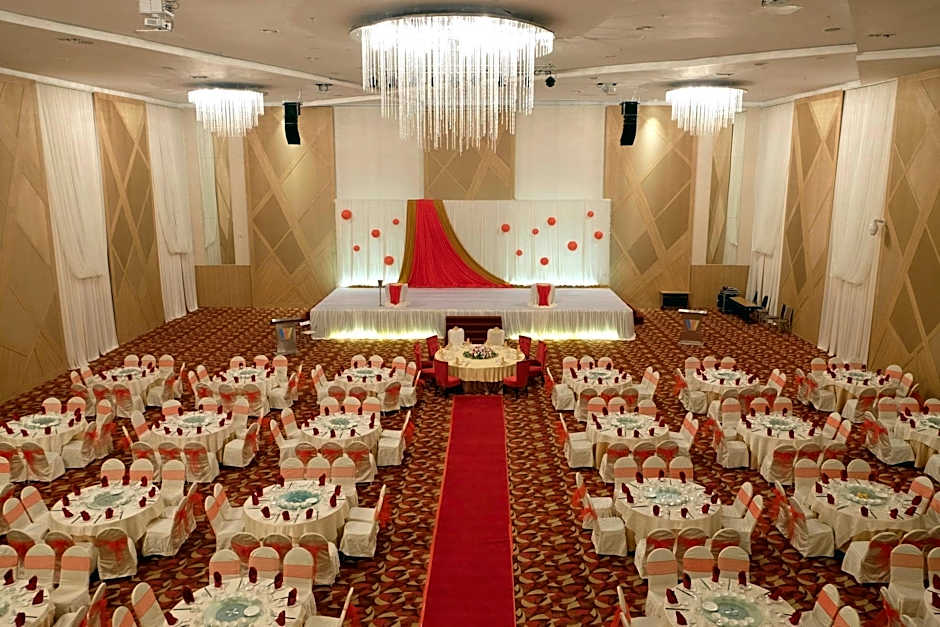 The Waterfront Hotel