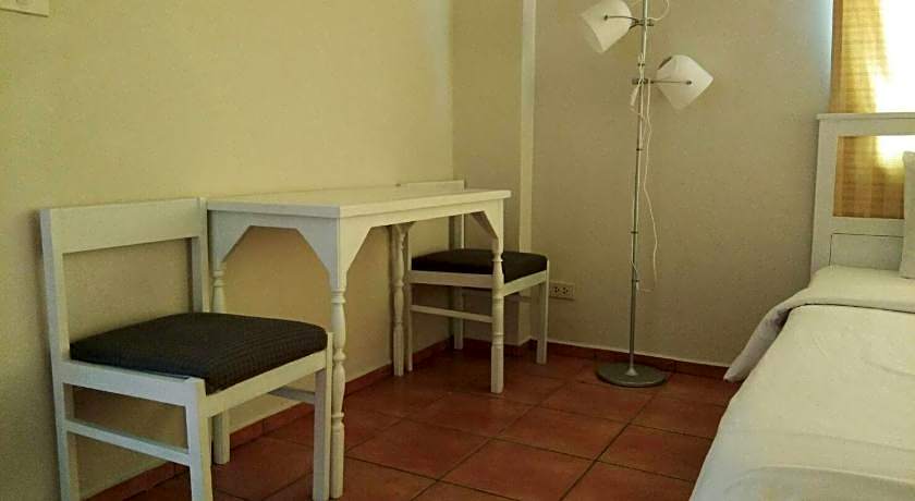 Lomsabai Apartments Chon Buri