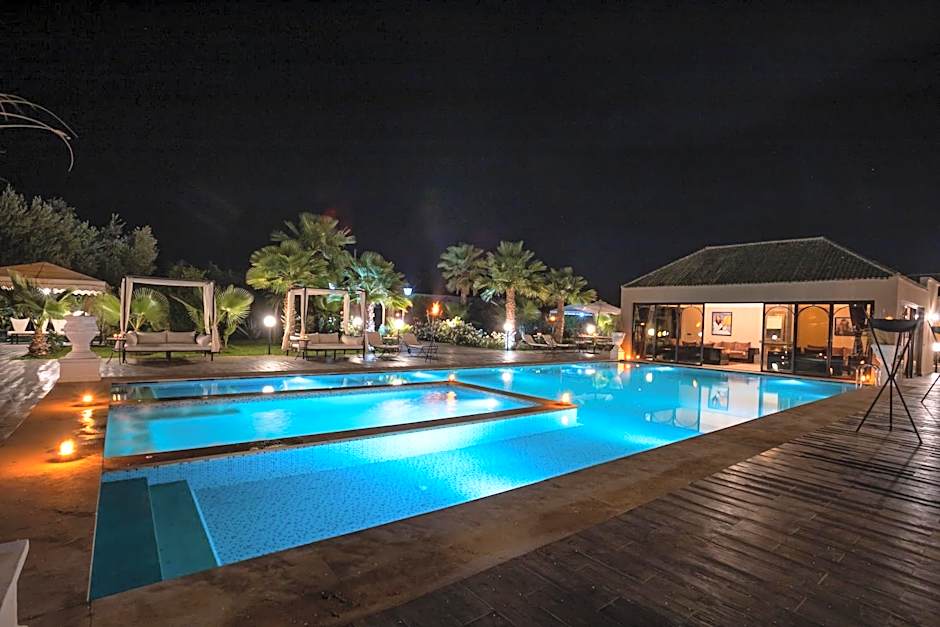 Just V hotel & Spa