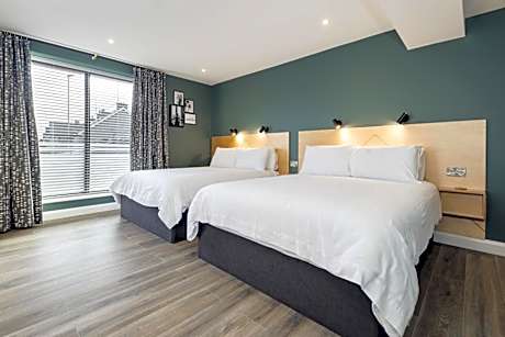 King Room with Two King Beds