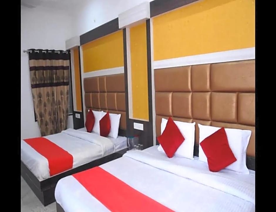 Hotel Lords Paradise