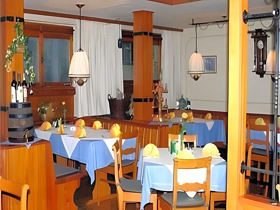 Hotel Ristorante Atna