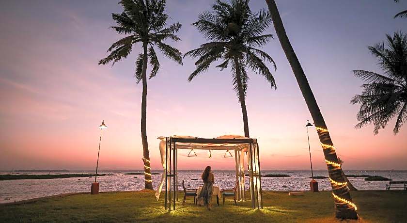 Coconut Lagoon - CGH Earth