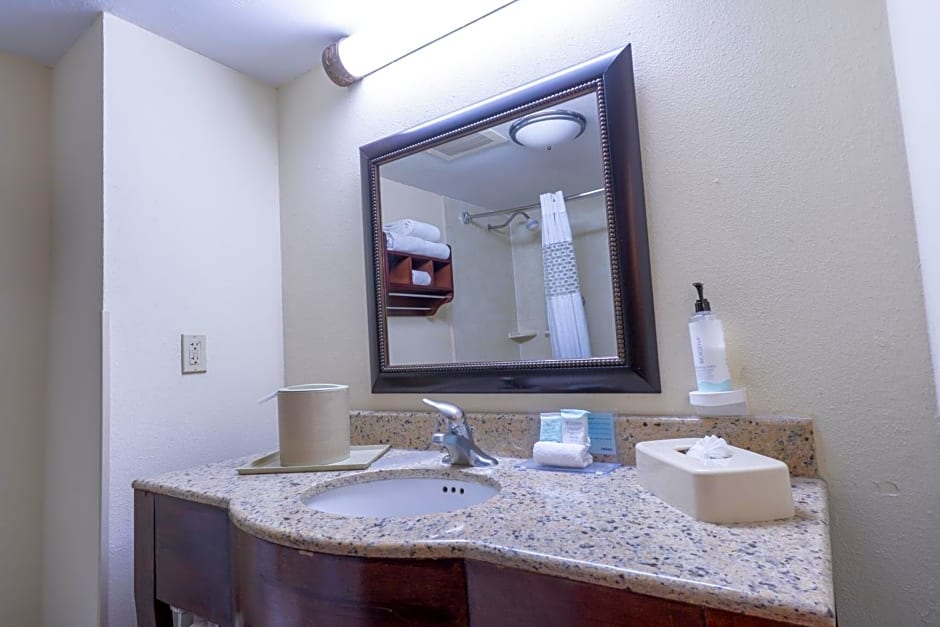 Hampton Inn By Hilton Guadalajara-Aeropuerto