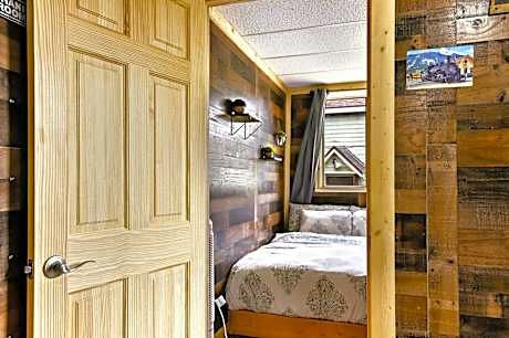 Studio with Mountain View