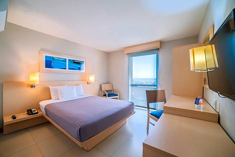 City Express by Marriott Ciudad del Carmen