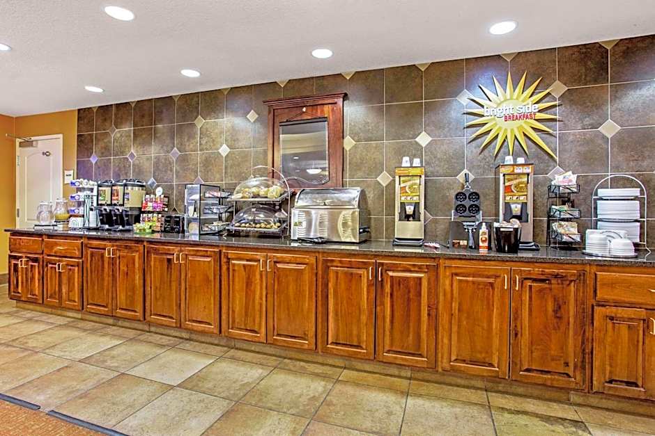 La Quinta Inn & Suites by Wyndham Bismarck