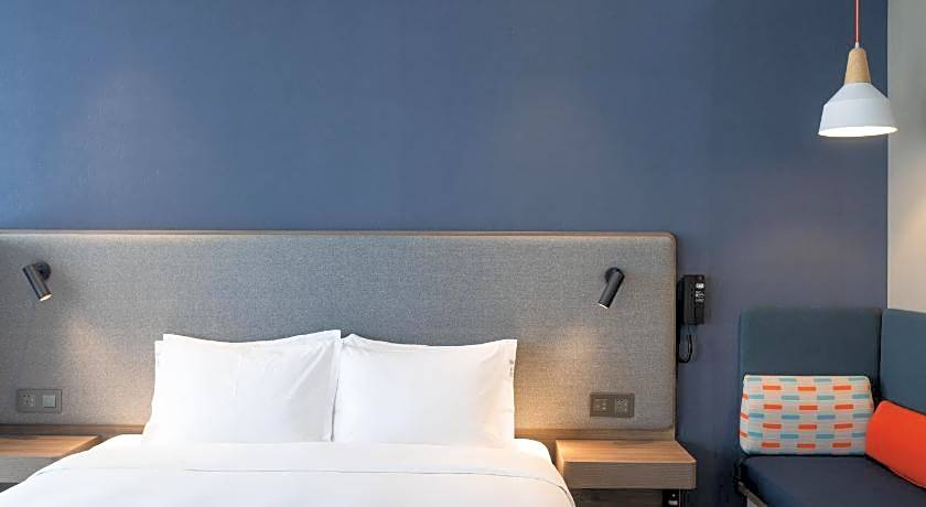 Holiday Inn Express Zhuhai Gongbei By IHG