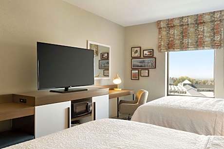 Queen Room with Two Queen Beds - Mobility and Hearing Access/Non-Smoking