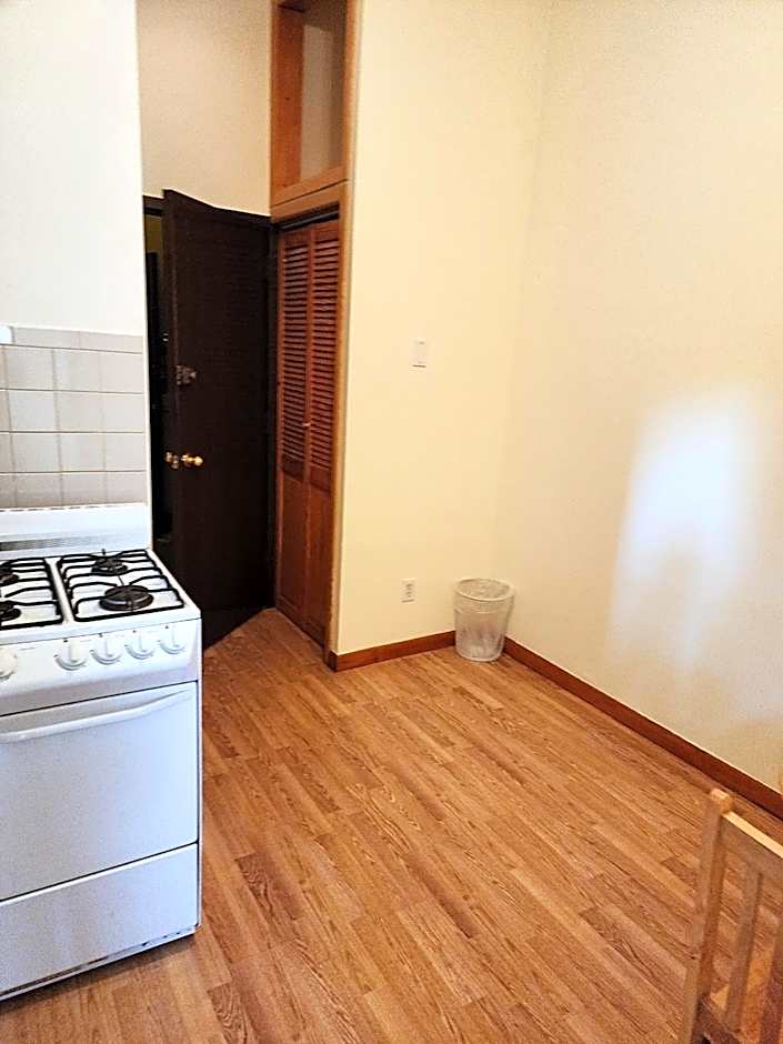 West 30th Street Guest House