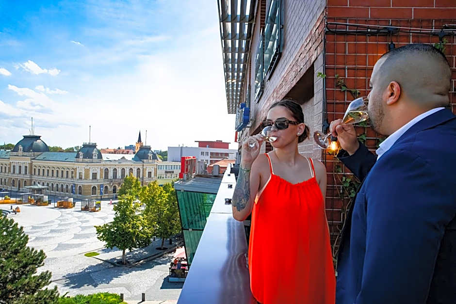 HOTEL CENTRUM with free parking