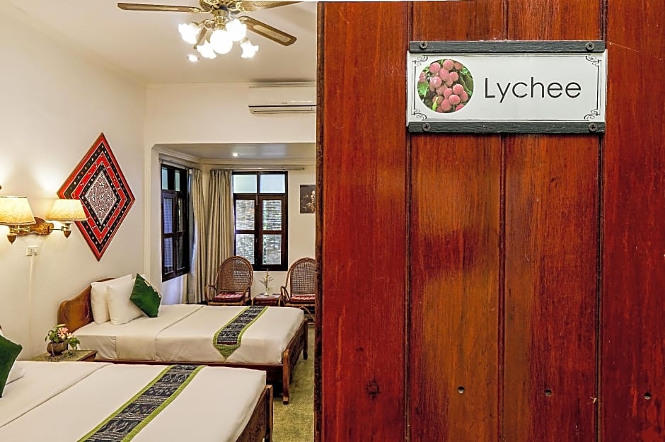 Lanis House by the Ponds