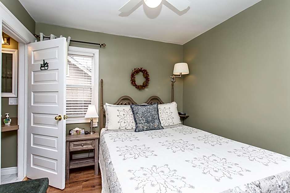 Ambiance By The Falls B&B