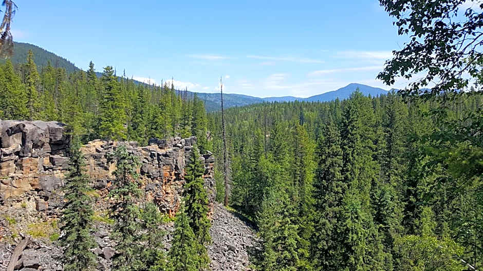 Wettstone Guest Ranch