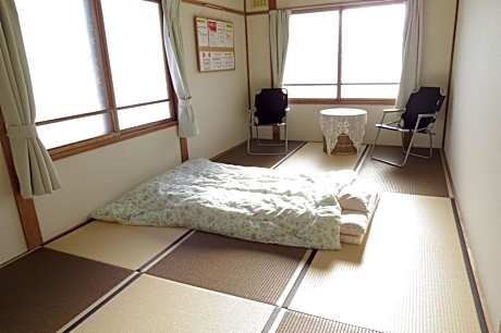 Japanese-Style Room