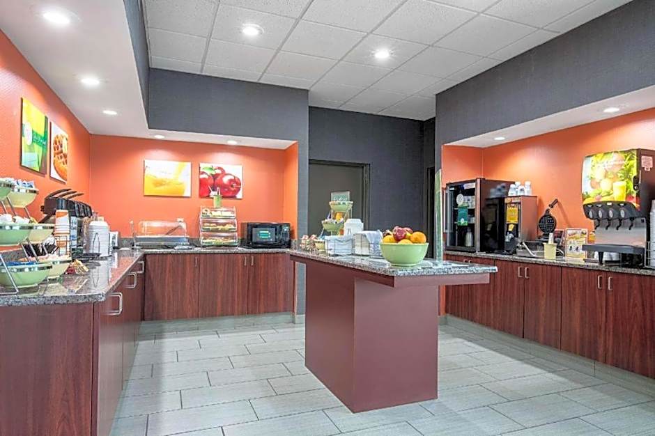 Quality Inn Holly Springs South