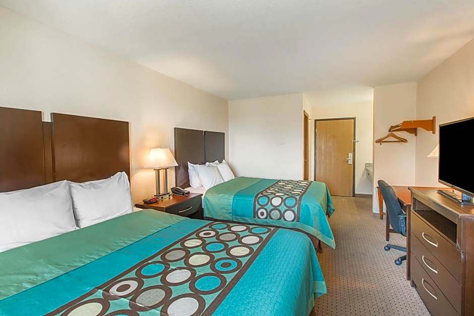 Super 8 by Wyndham Danville