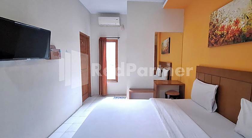 Nirvana Inn seturan Mitra RedDoorz