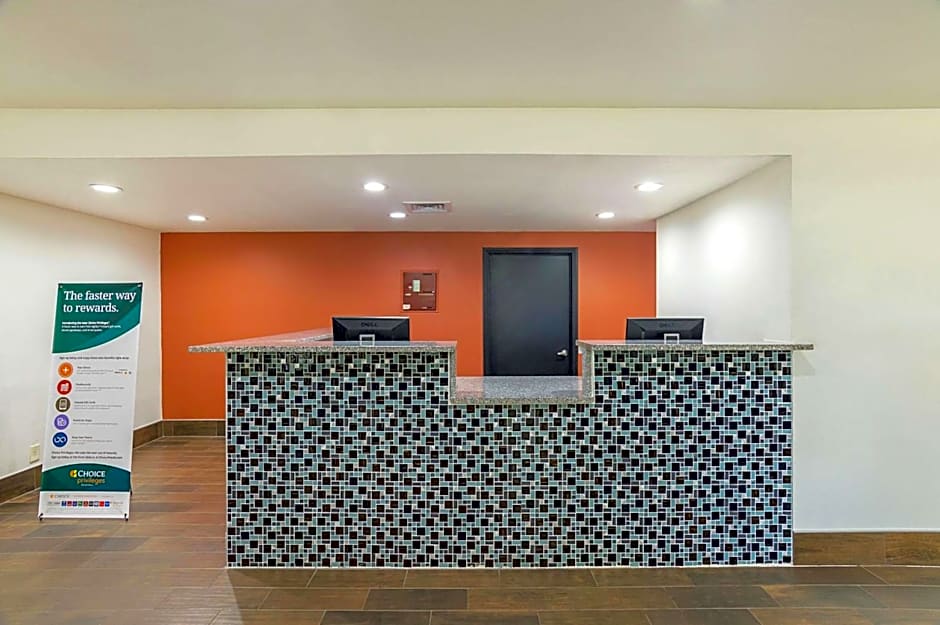 Quality Inn East