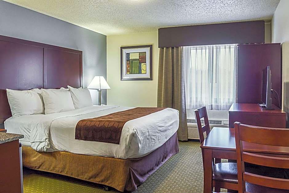 Quality Inn & Suites Clackamas - Portland