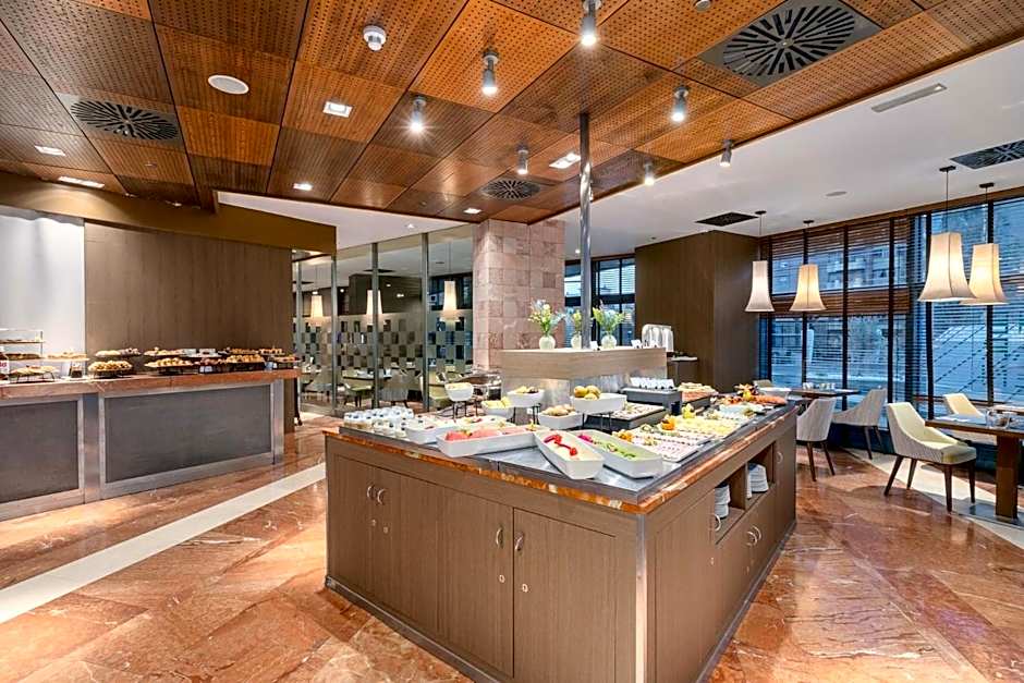 Eurostars Suites Mirasierra