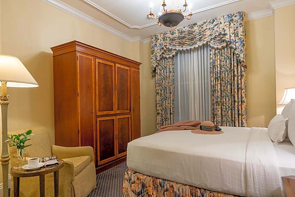 Photo 1 of 3 of Suite, River View
