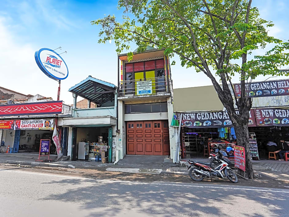 OYO Life 91856 Griya Gedangan Syariah