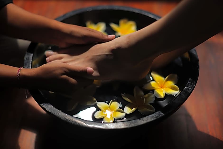 The Seminyak Suites Private Villas 