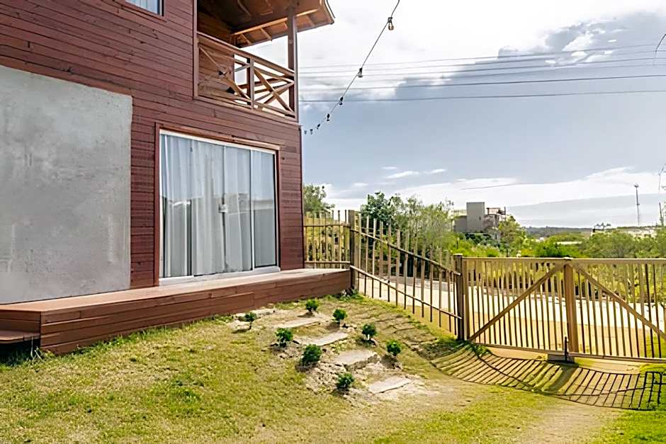 Casa Ibiraquera / Praia do Rosa - SC (1)