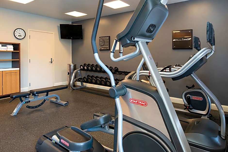 Hilton Garden Inn Baton Rouge Airport