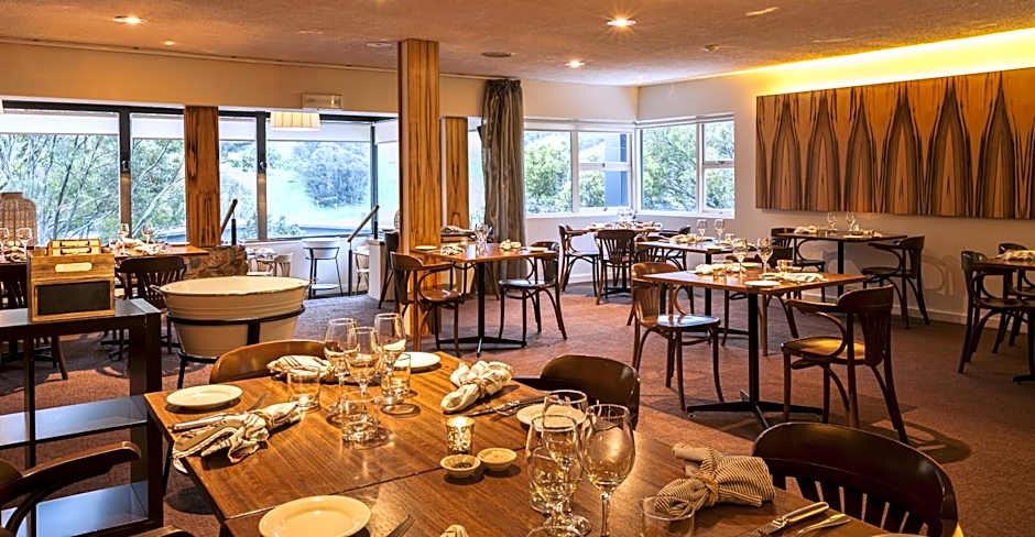 The Denman Hotel Thredbo