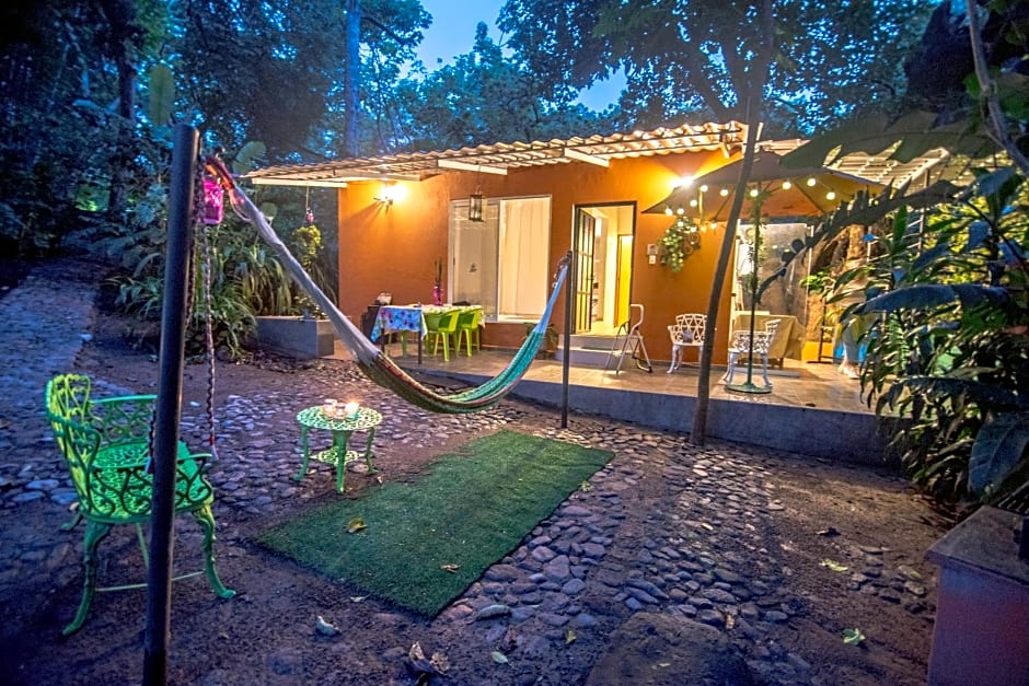 Htl & Villas Comala, alberca , parking, centricas, Petfriendly