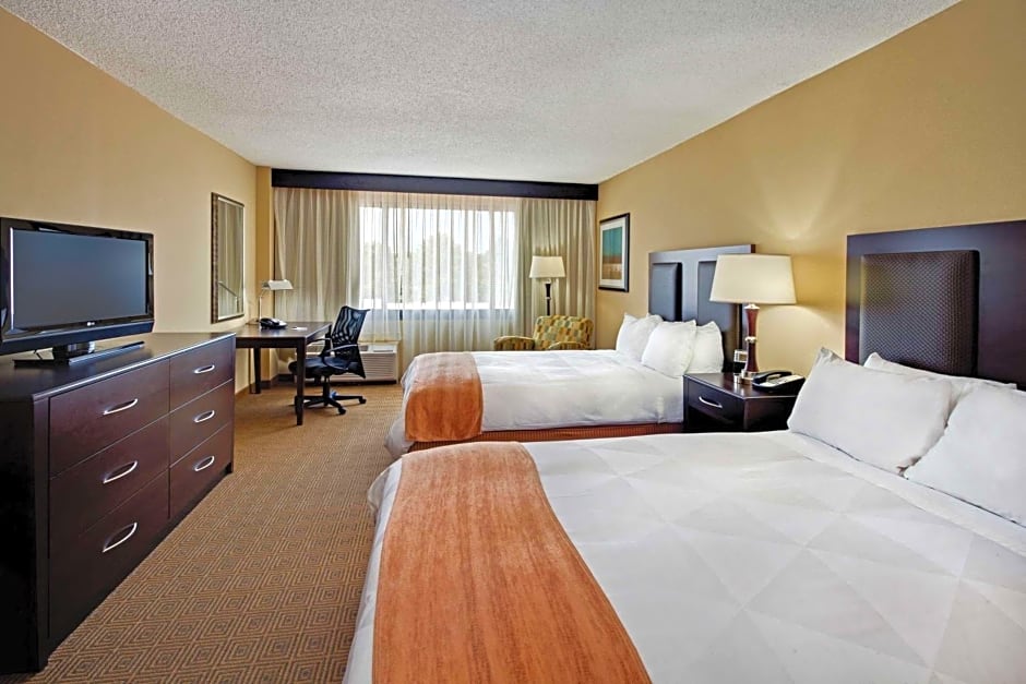 Radisson Freehold