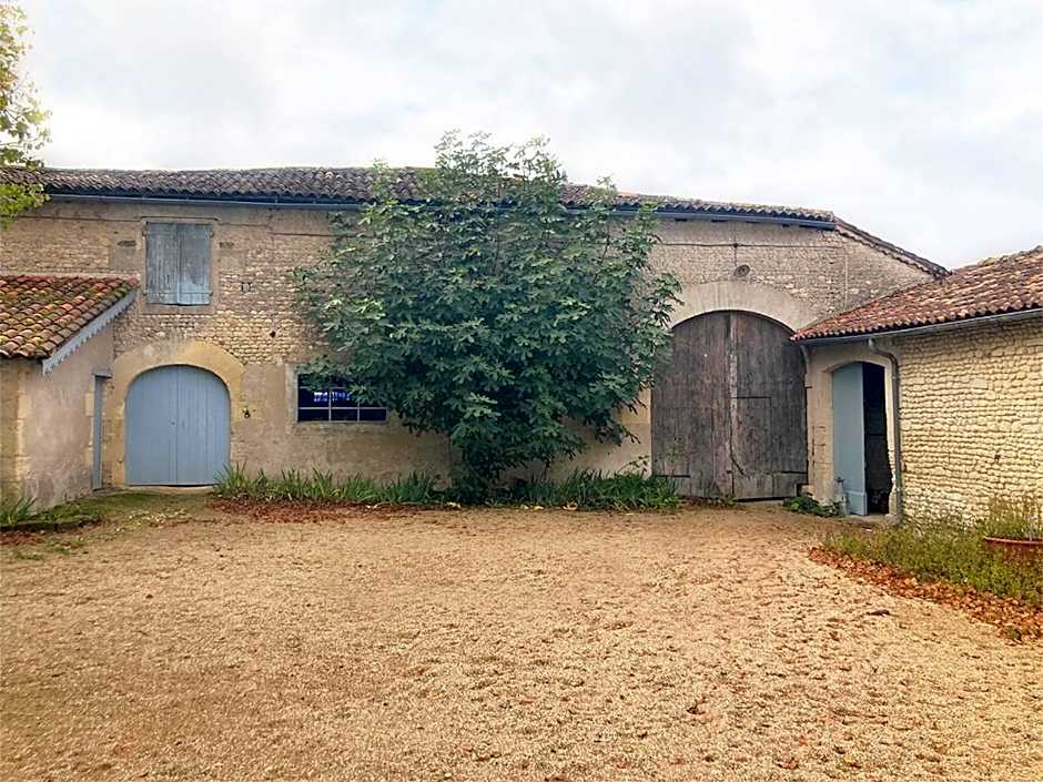 Chambre d'Hôtes Clos des Pierres Blanches