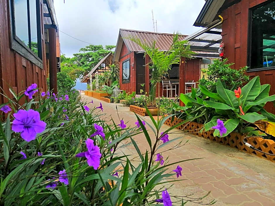 Phi Phi Long Beach Bungalow ( Had Yao)