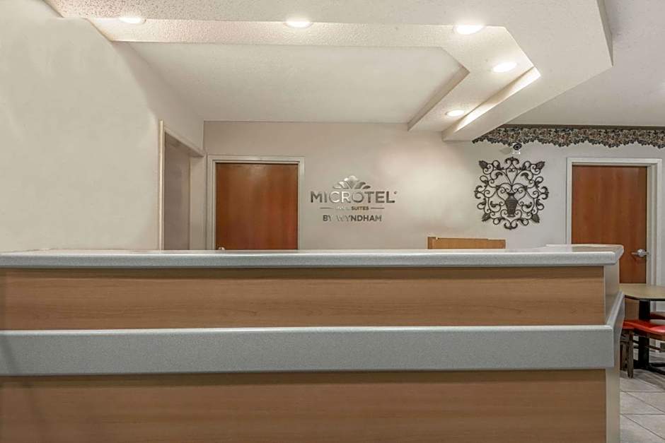 Microtel Inn & Suites By Wyndham Auburn
