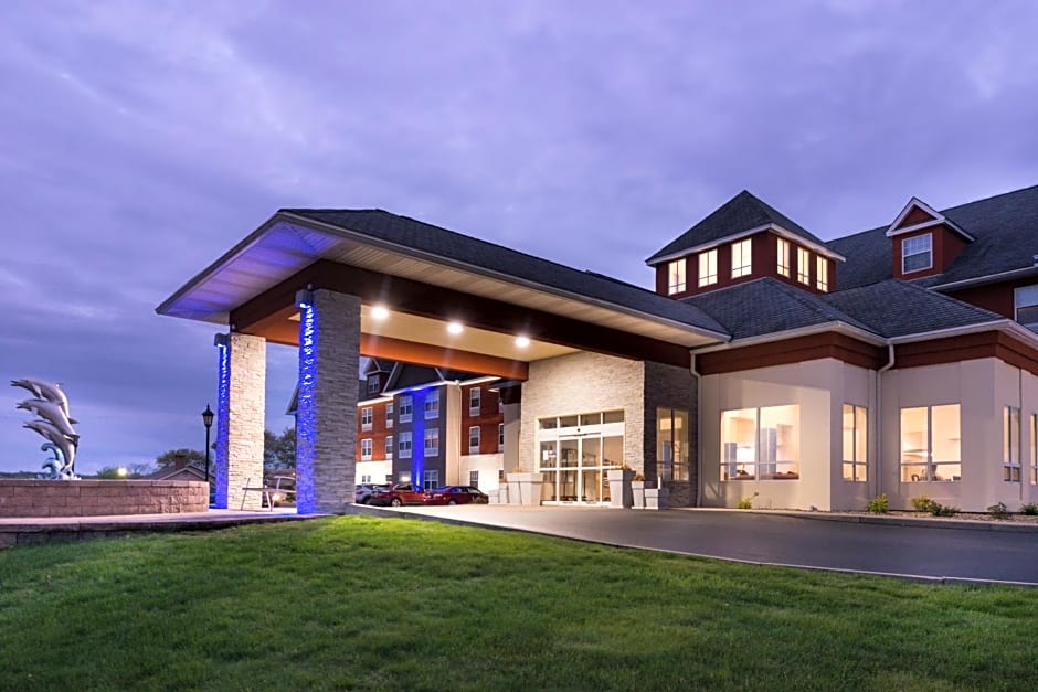 Holiday Inn Express Mystic By IHG